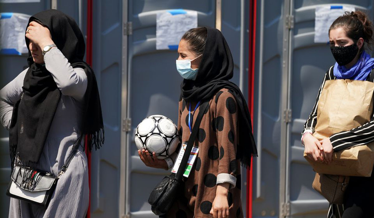 Afghan female youth soccer players reach Pakistan, will seek asylum